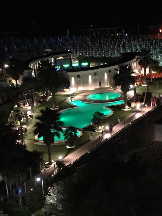 Hotel Sporting Alba Adriatica Exterior foto